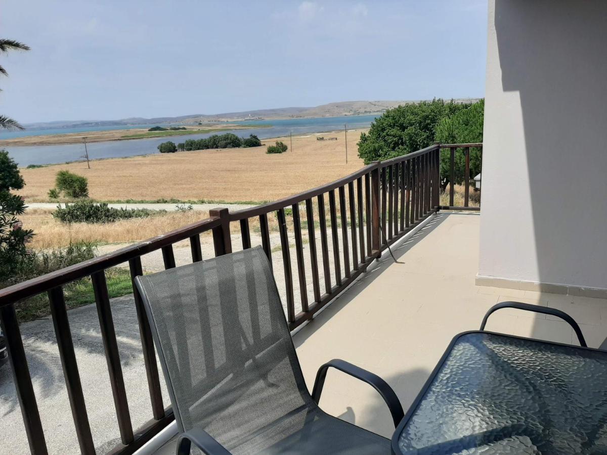 Σιντηίς- Sinties Apartment Moudhros ภายนอก รูปภาพ